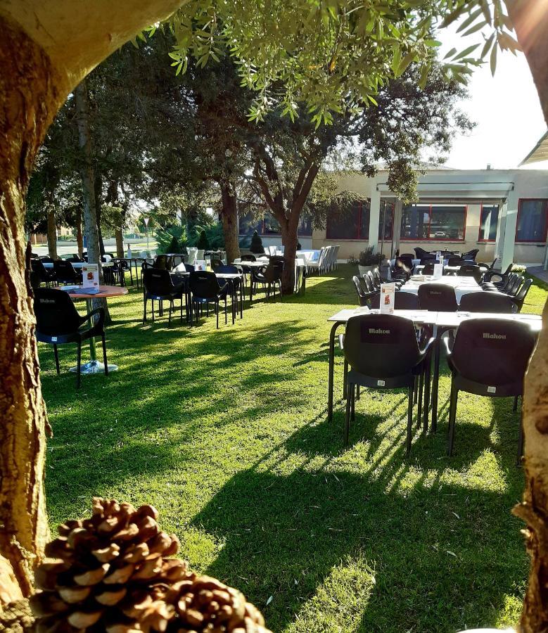 Hospedium Hotel Europa Centro Magaz De Pisuerga Bagian luar foto