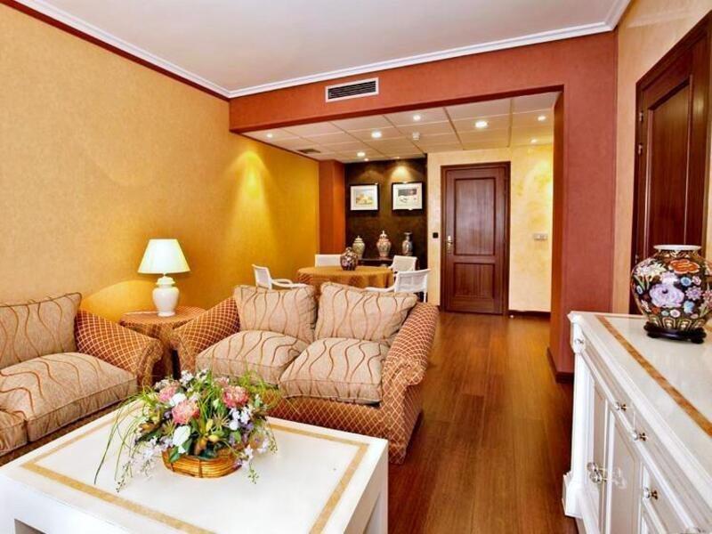 Hospedium Hotel Europa Centro Magaz De Pisuerga Bagian luar foto