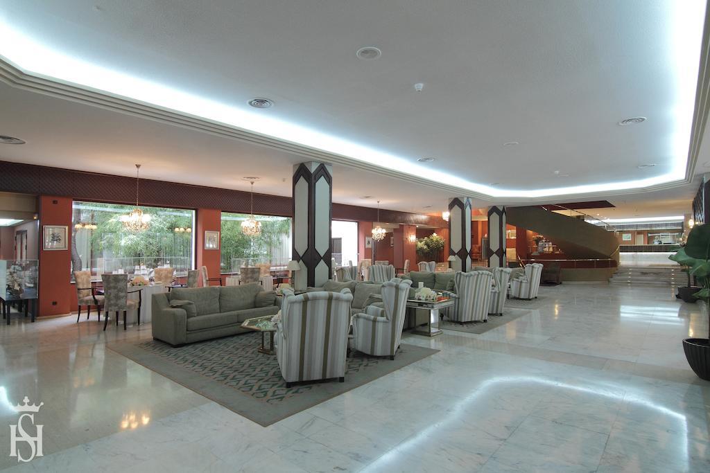 Hospedium Hotel Europa Centro Magaz De Pisuerga Bagian luar foto